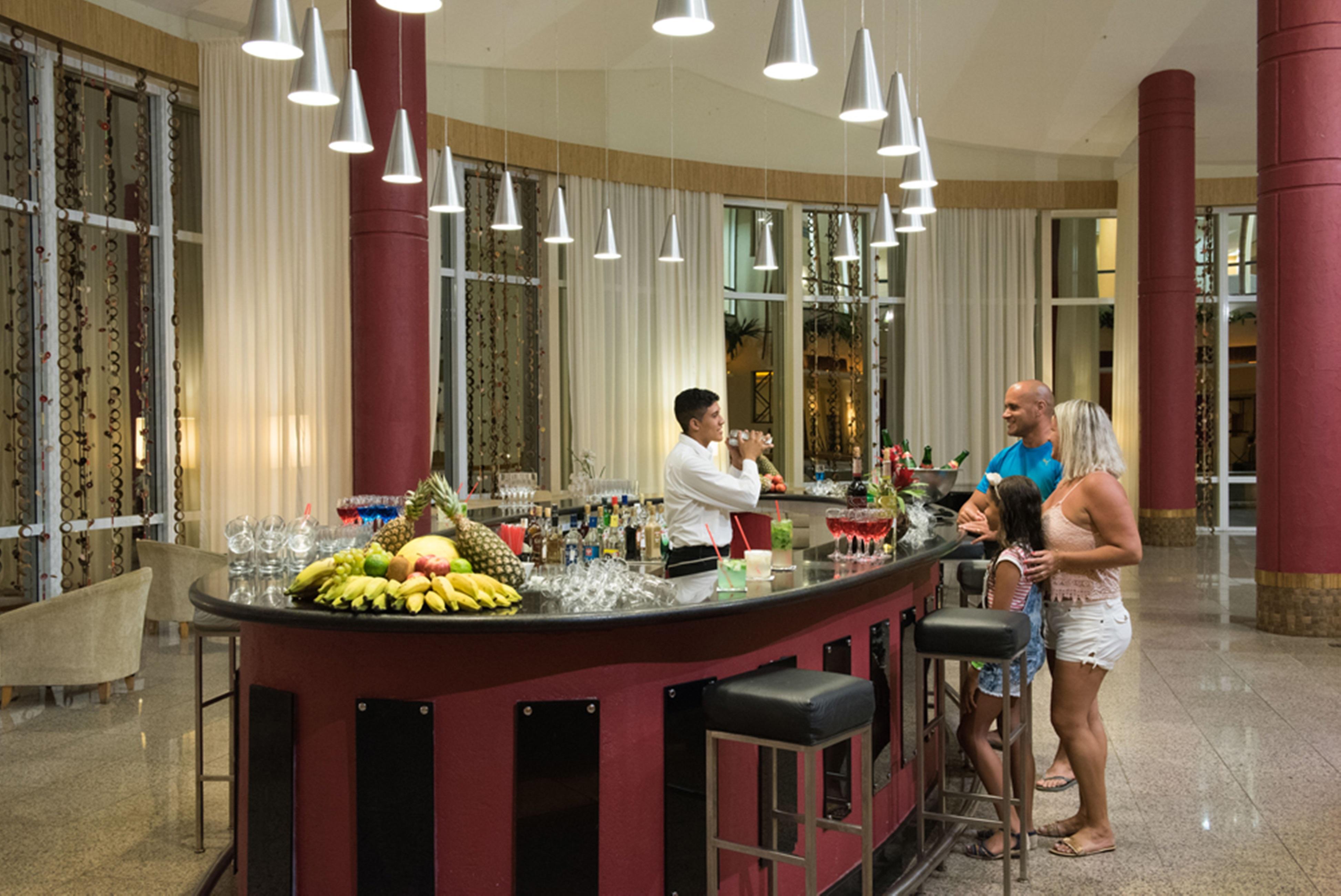 Vila Gale Eco Resort Angra Angra dos Reis Luaran gambar A bar at a resort